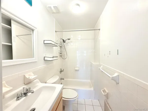 $2,250 | 4401 13th Avenue | Borough Park
