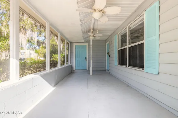 $2,200 | 109 South Colorado Avenue, Unit A, DeLand, FL 32724