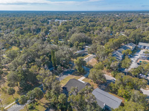 $2,200 | 109 South Colorado Avenue, Unit A, DeLand, FL 32724