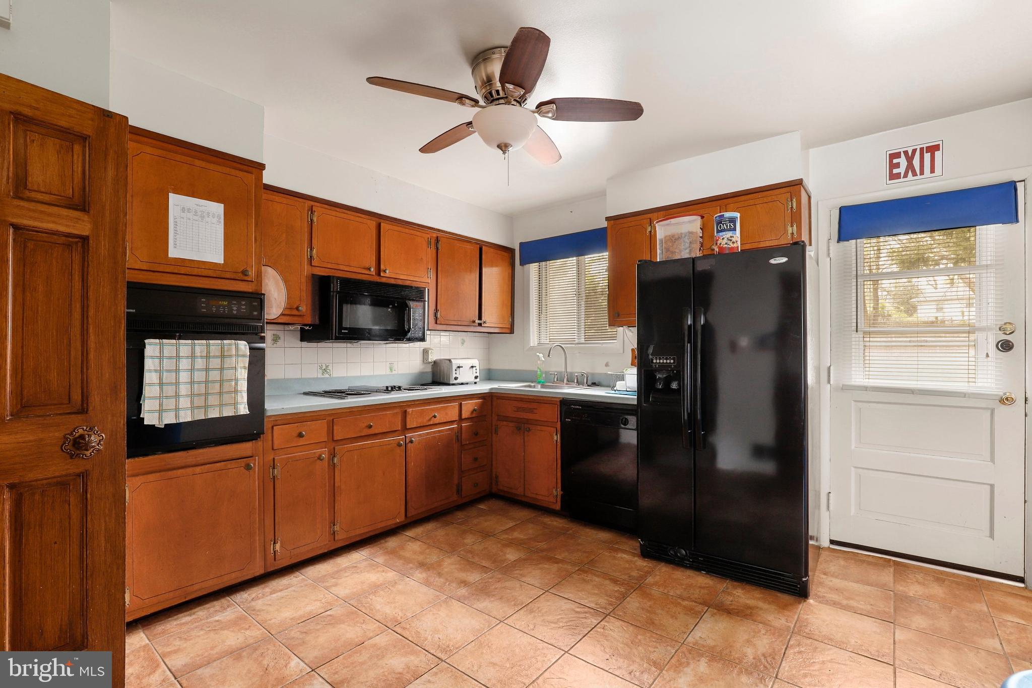 12104 Kerwood Road Silver Spring, MD 20904 - Photo 3 of 31 Gallery Image 3
