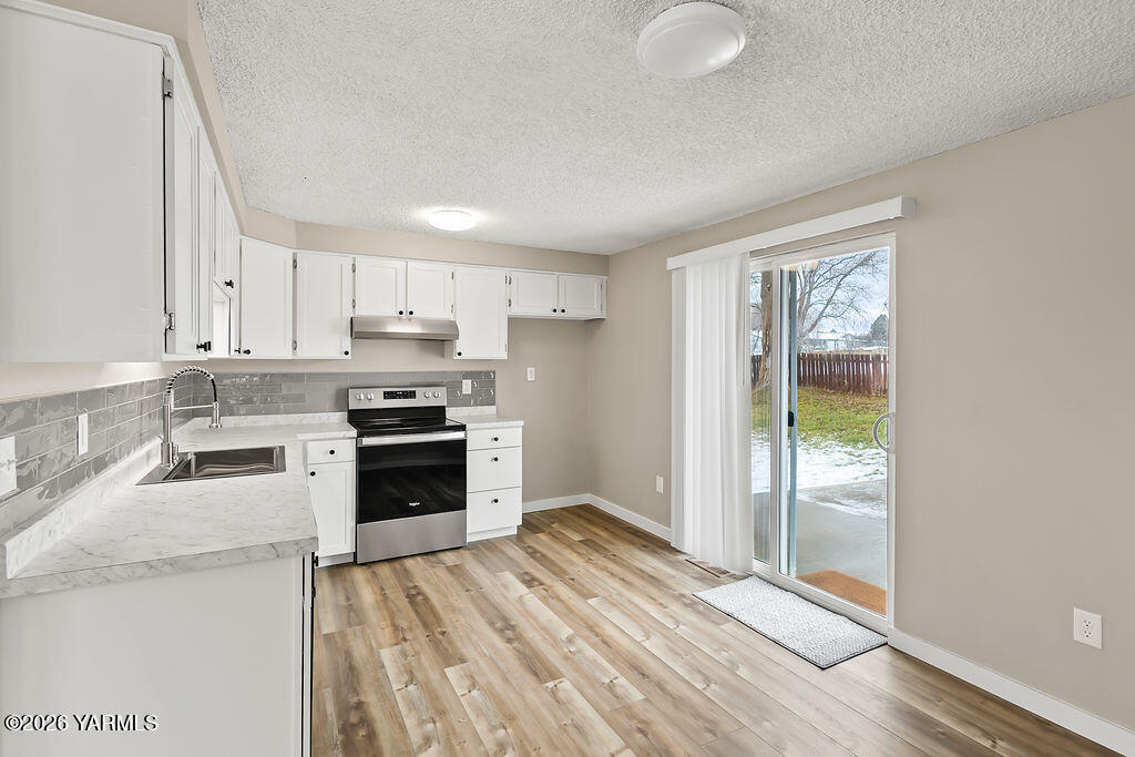 82 West Brathovde Road Selah, WA 98942 - Photo 10 of 26 82WBrathovdeRd-16