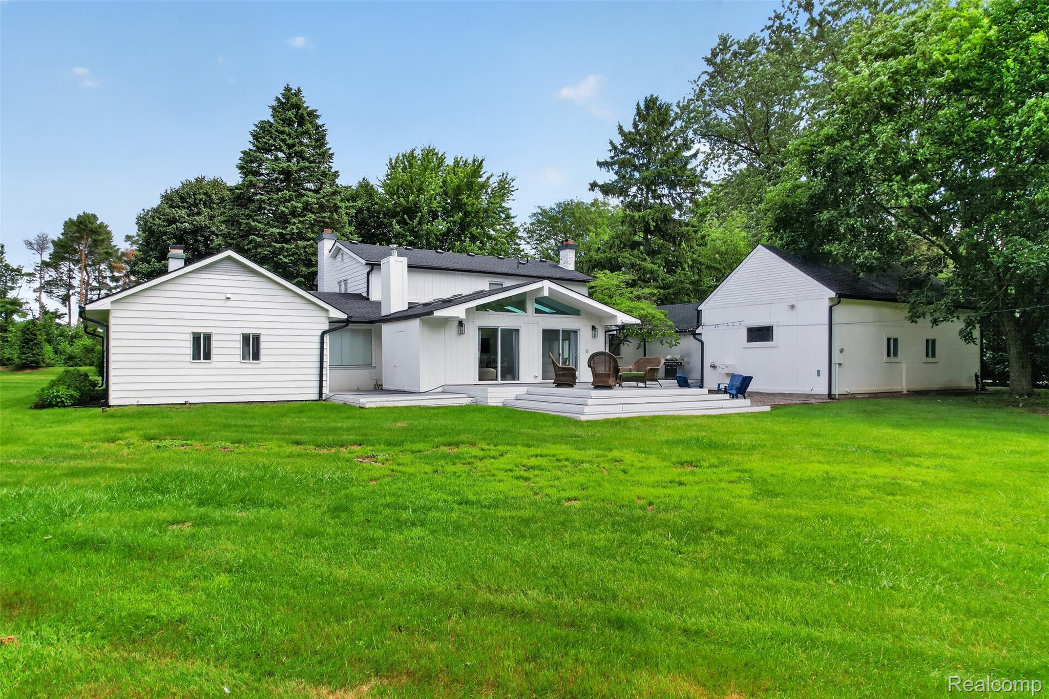 3885 Quarton Road Bloomfield Hills, MI 48302 - Photo 46 of 49 DJI_0161.jpg