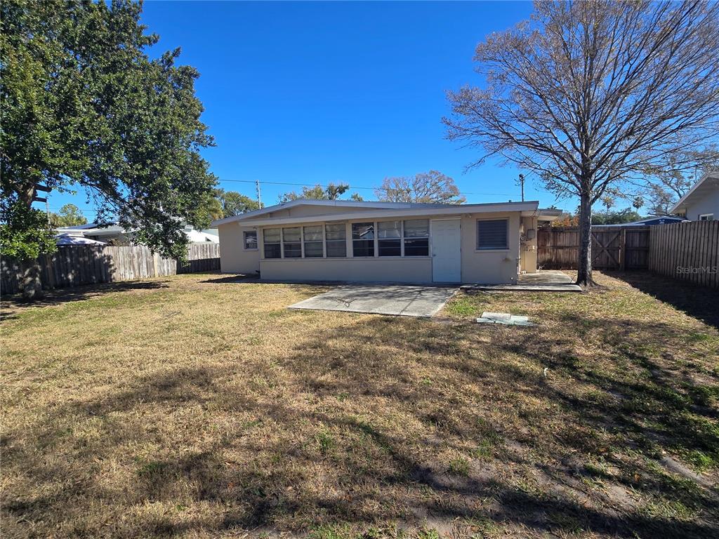 711 9th Street Northwest Largo, FL 33770 - Photo 18 of 26