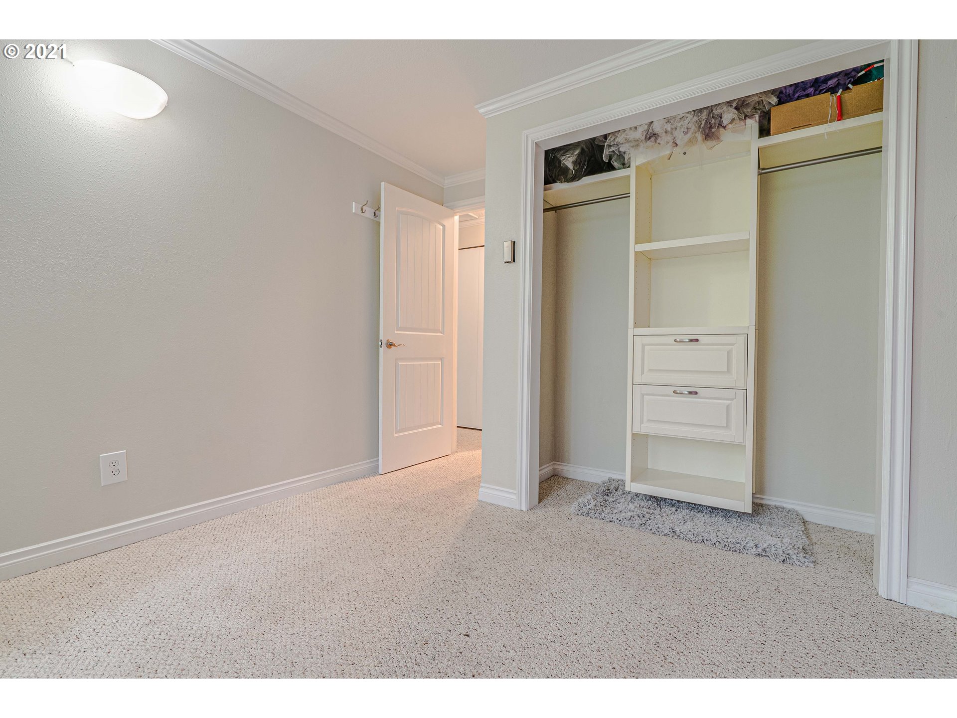 14285 South Leland Road Oregon City, OR 97045 - Photo 17 of 31 Gallery Image 17