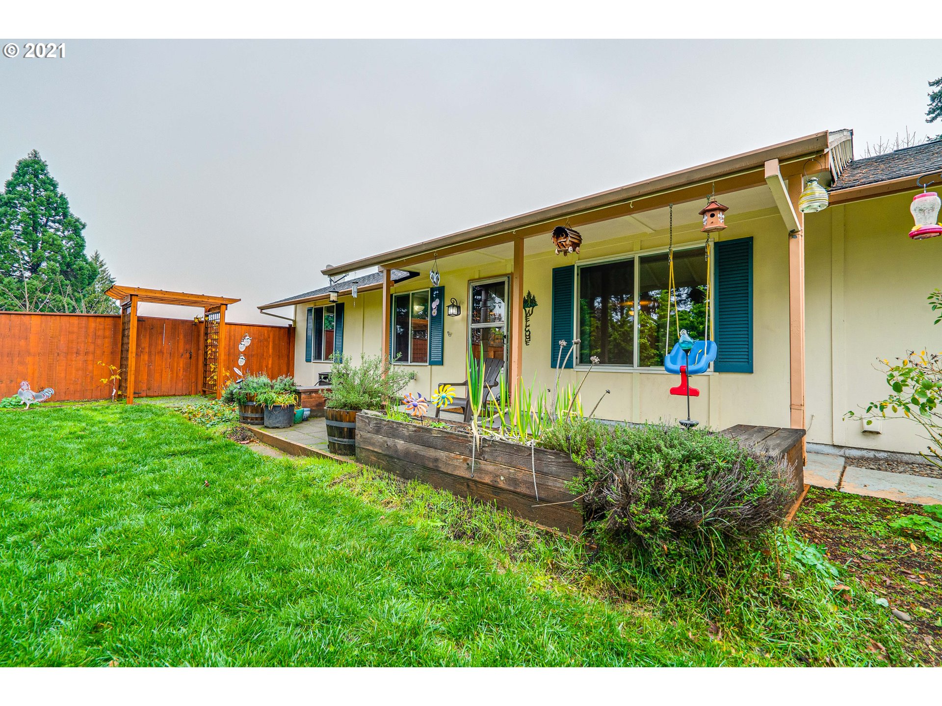 14285 South Leland Road Oregon City, OR 97045 - Photo 4 of 31 Gallery Image 4