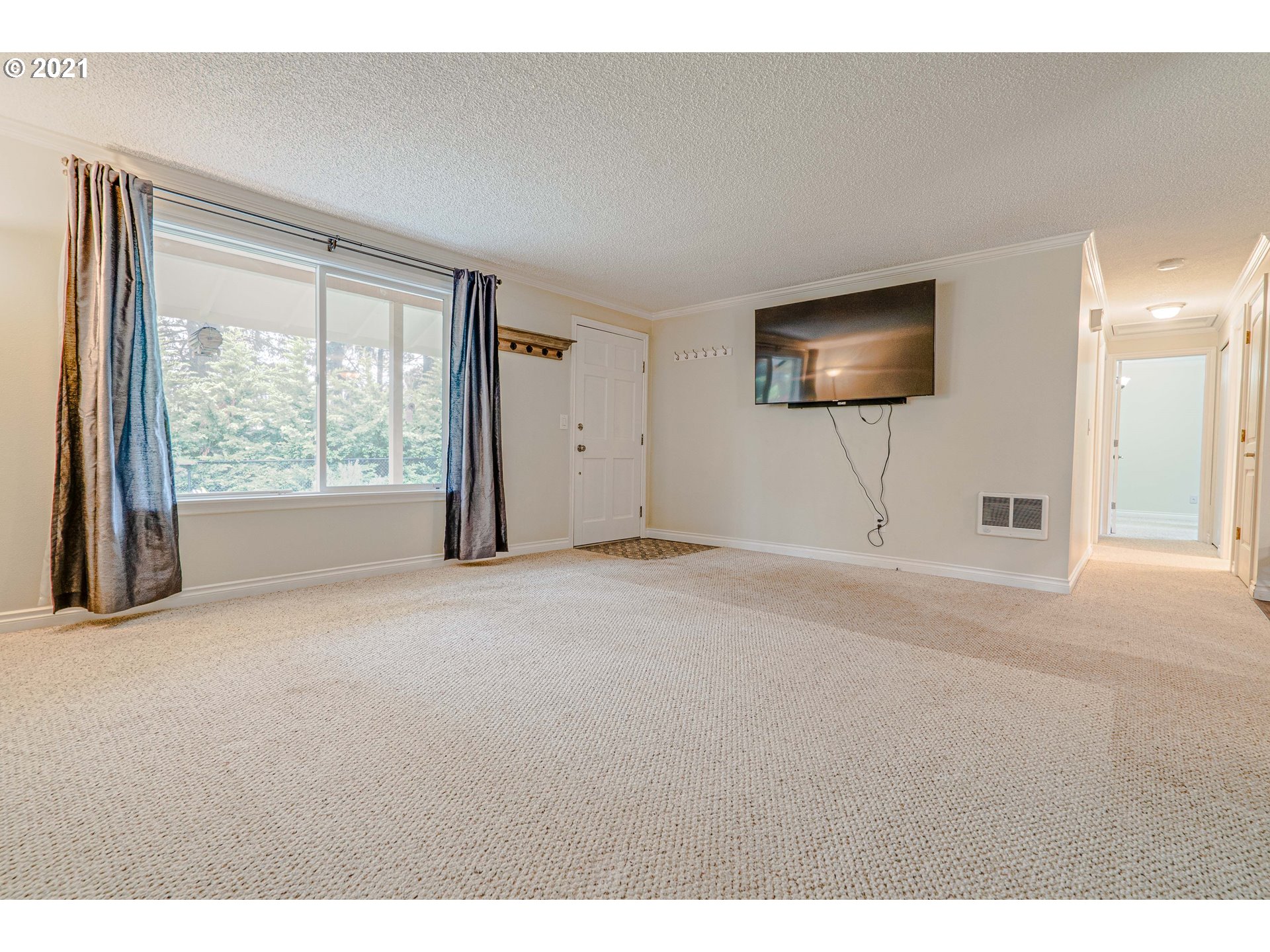 14285 South Leland Road Oregon City, OR 97045 - Photo 5 of 31 Gallery Image 5