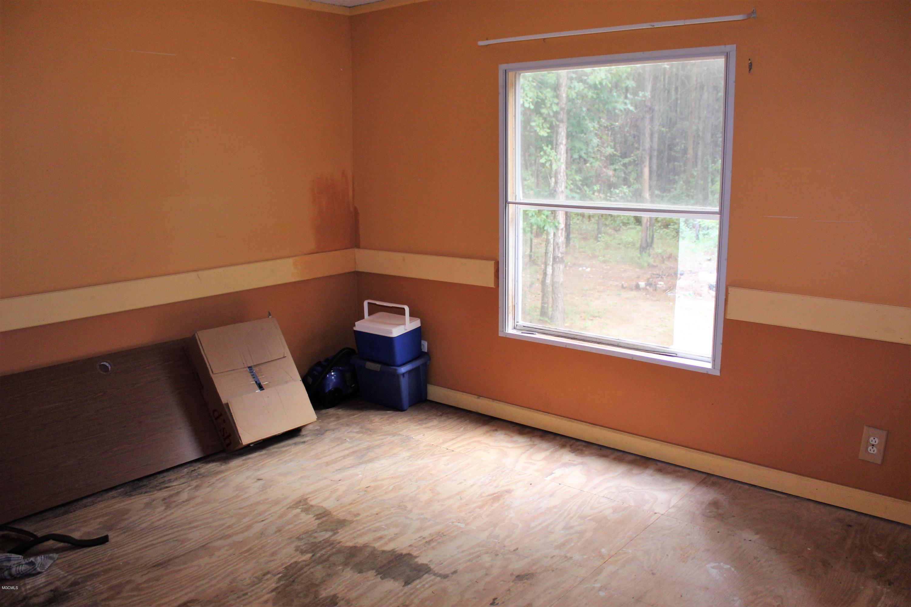 247 Gordon Road Lucedale, MS 39452 - Photo 14 of 22 IMG_2278