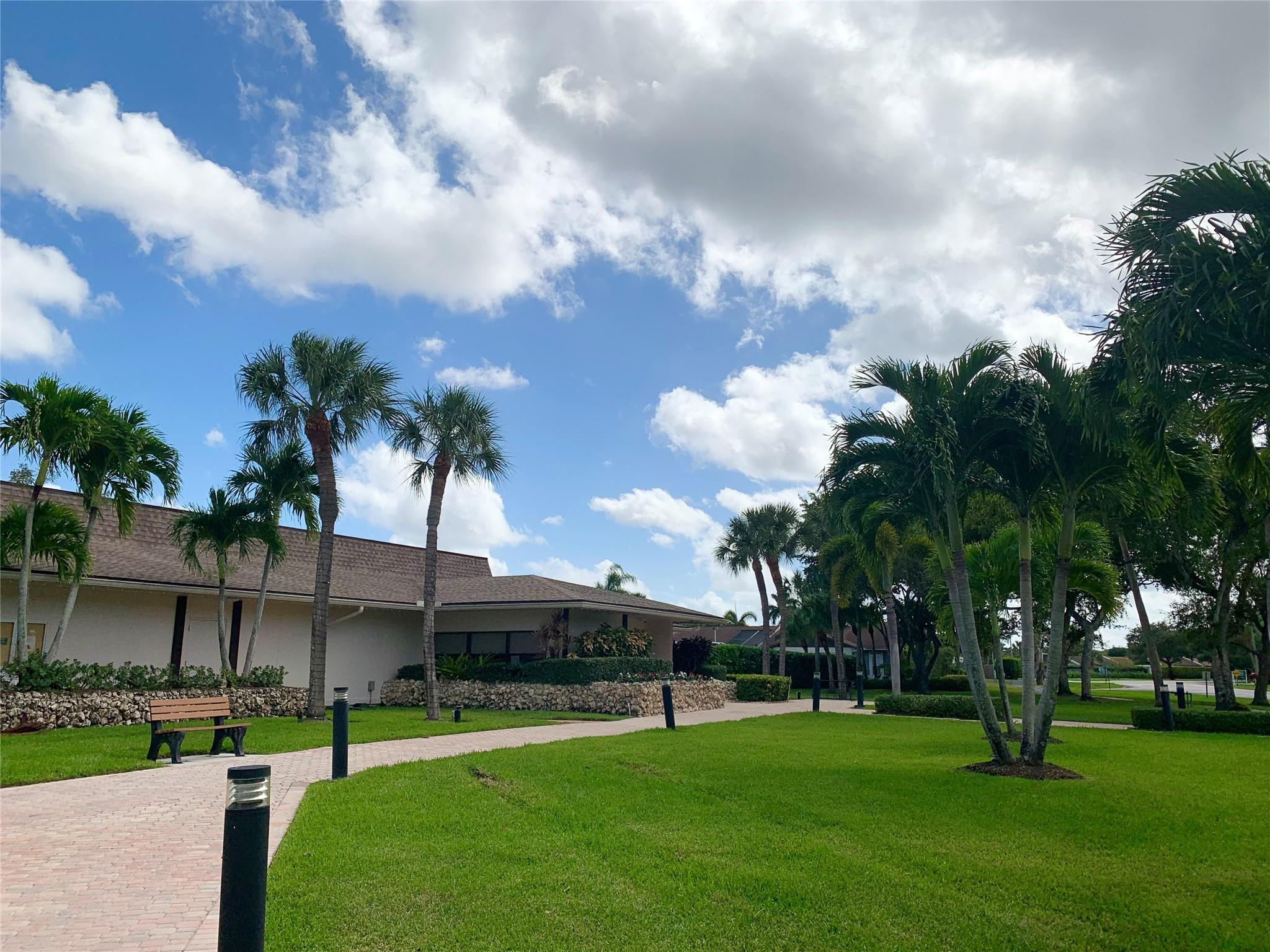 5340 Las Verdes Circle, Unit 210 Delray Beach, FL 33484 - Photo 24 of 28 Photo 24