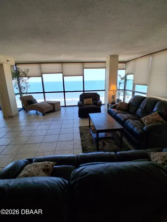$2,800 | 1909 South Atlantic Avenue, Unit 913, Daytona Beach Shores, FL 32118