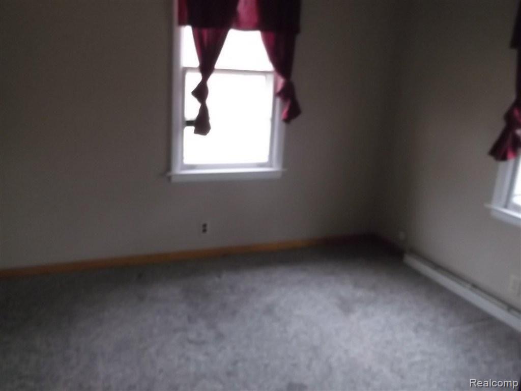 1319 Chatterson Road Muskegon, MI 49442 - Photo 6 of 6 7092433585 Bed2.jpg