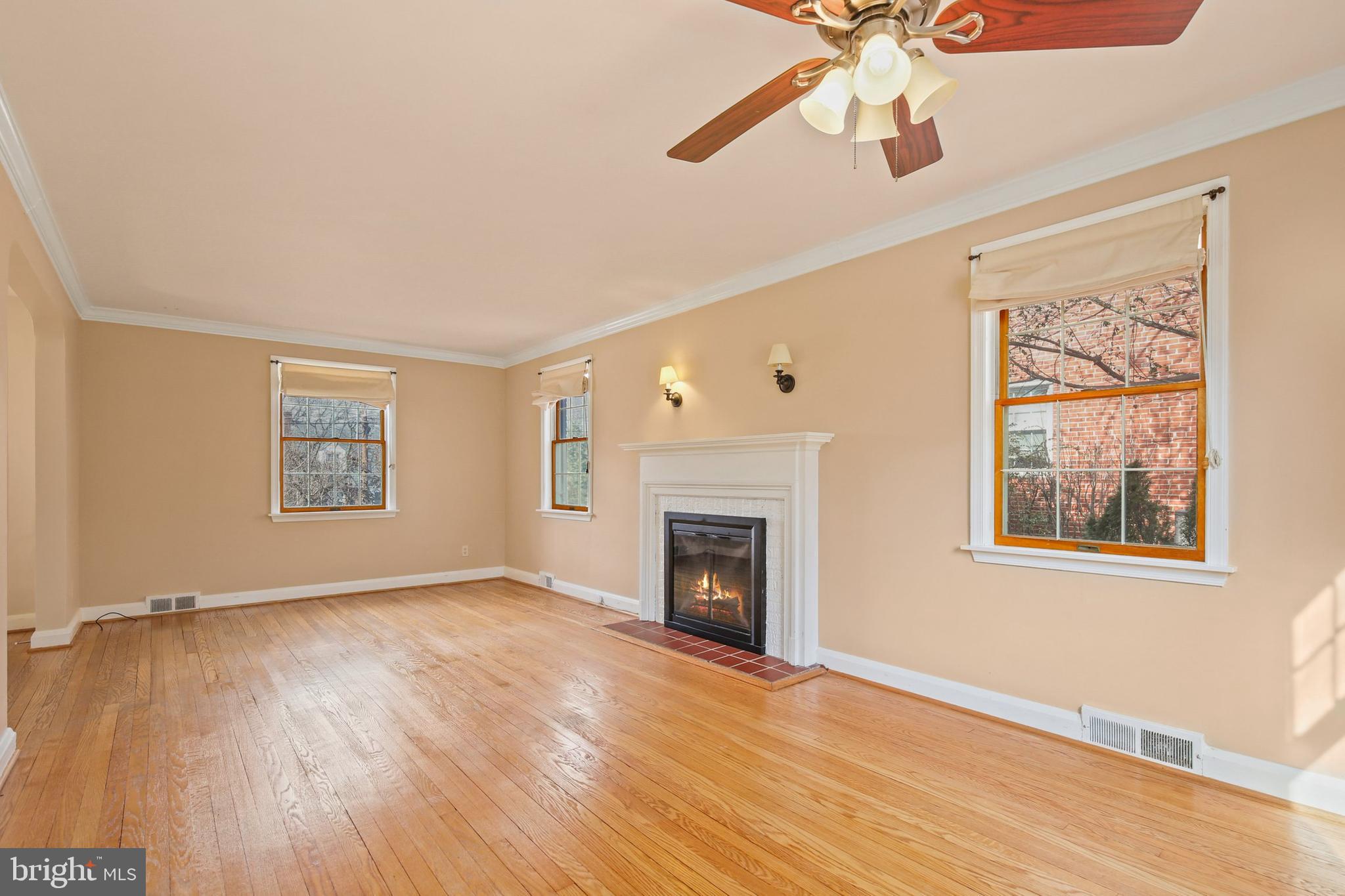 6617 Loch Hill Road Baltimore, MD 21239 - Photo 11 of 43