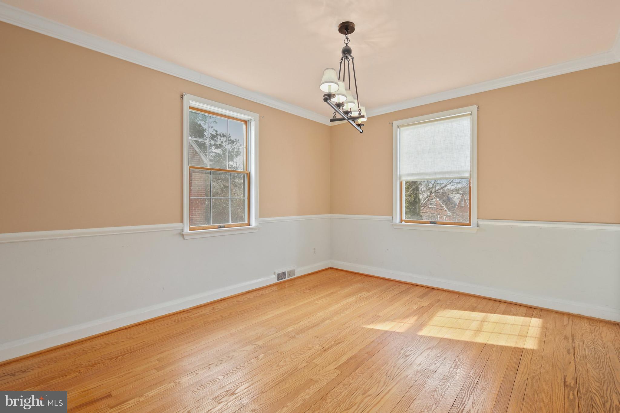 6617 Loch Hill Road Baltimore, MD 21239 - Photo 12 of 43