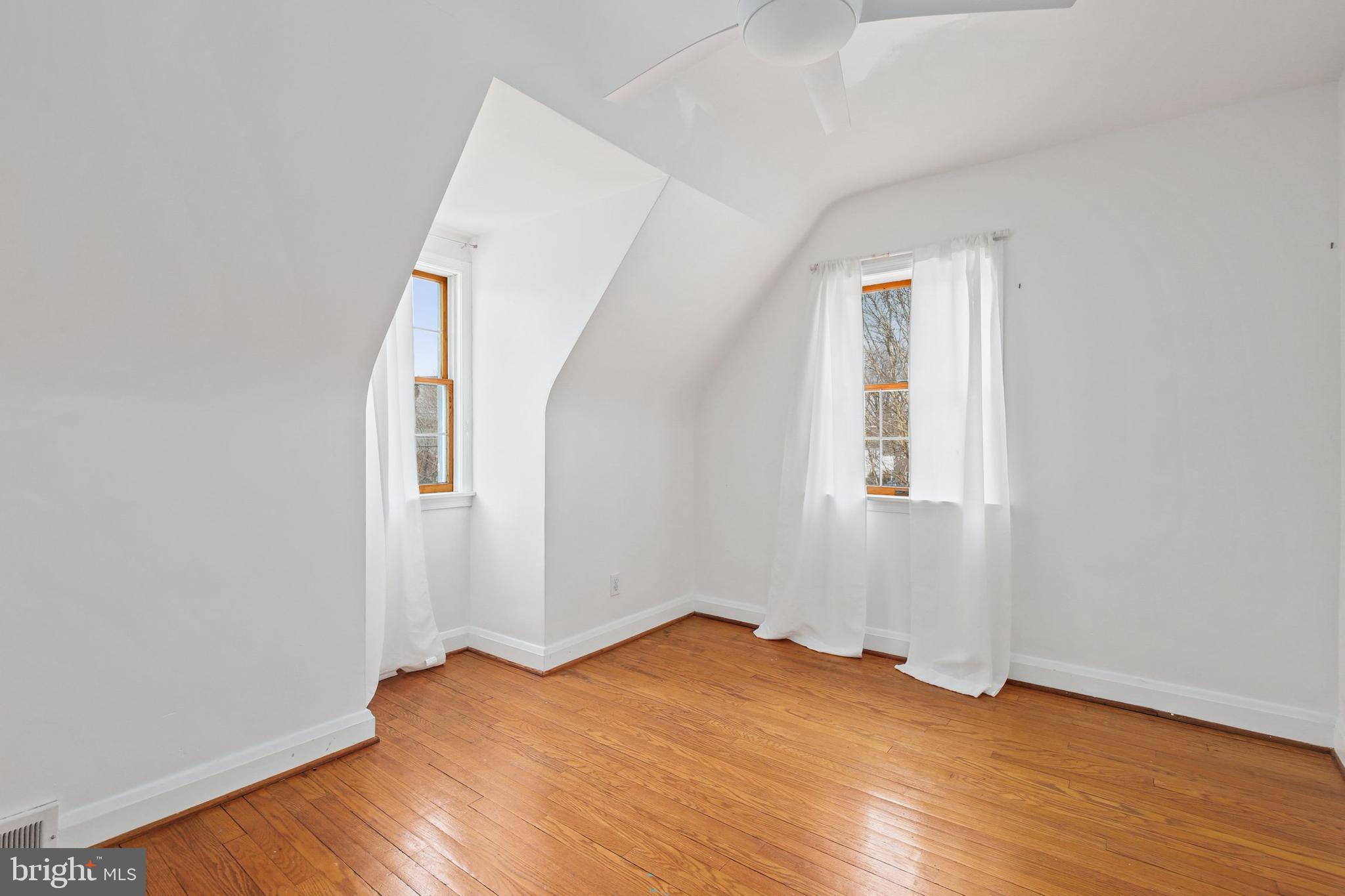 6617 Loch Hill Road Baltimore, MD 21239 - Photo 17 of 43