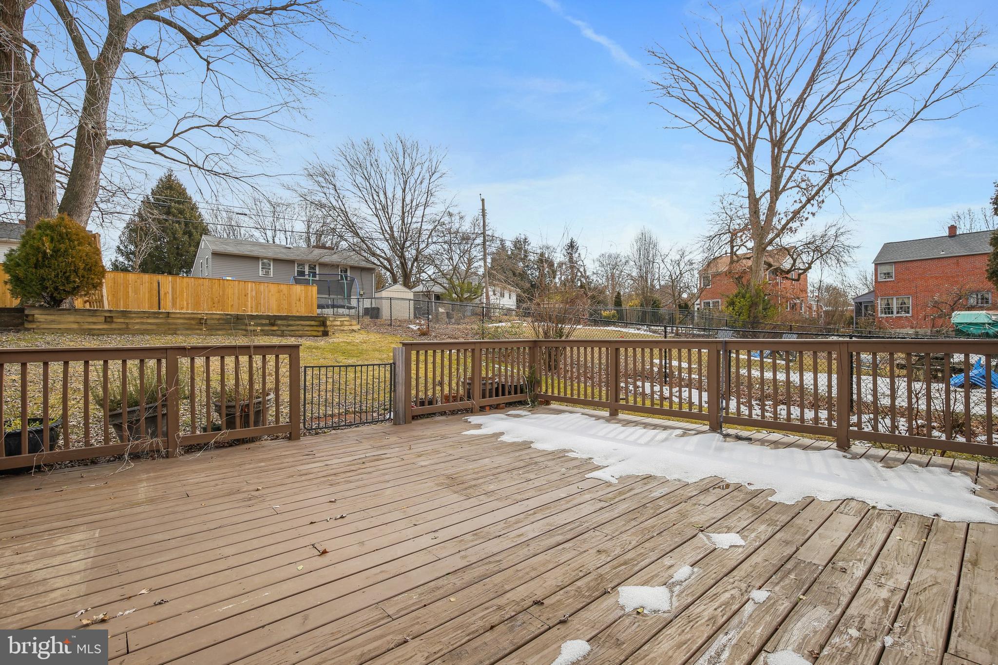 6617 Loch Hill Road Baltimore, MD 21239 - Photo 39 of 43
