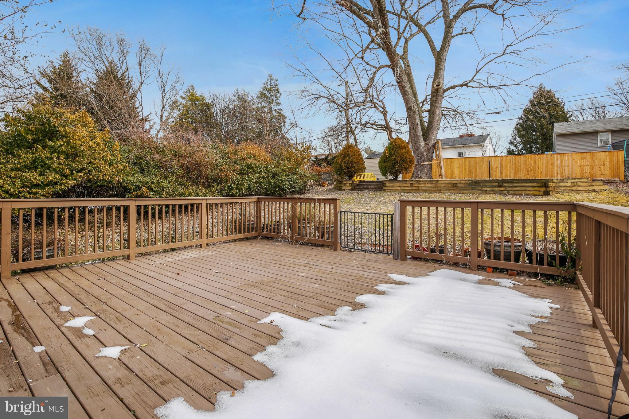 6617 Loch Hill Road Baltimore, MD 21239 - Photo 40 of 43