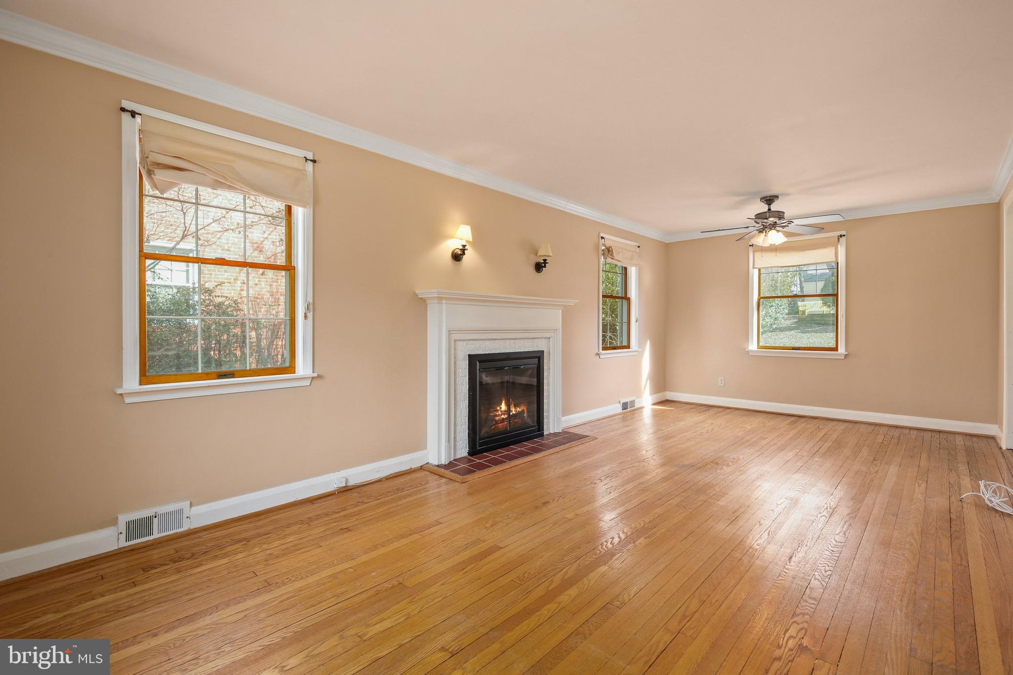 6617 Loch Hill Road Baltimore, MD 21239 - Photo 10 of 43