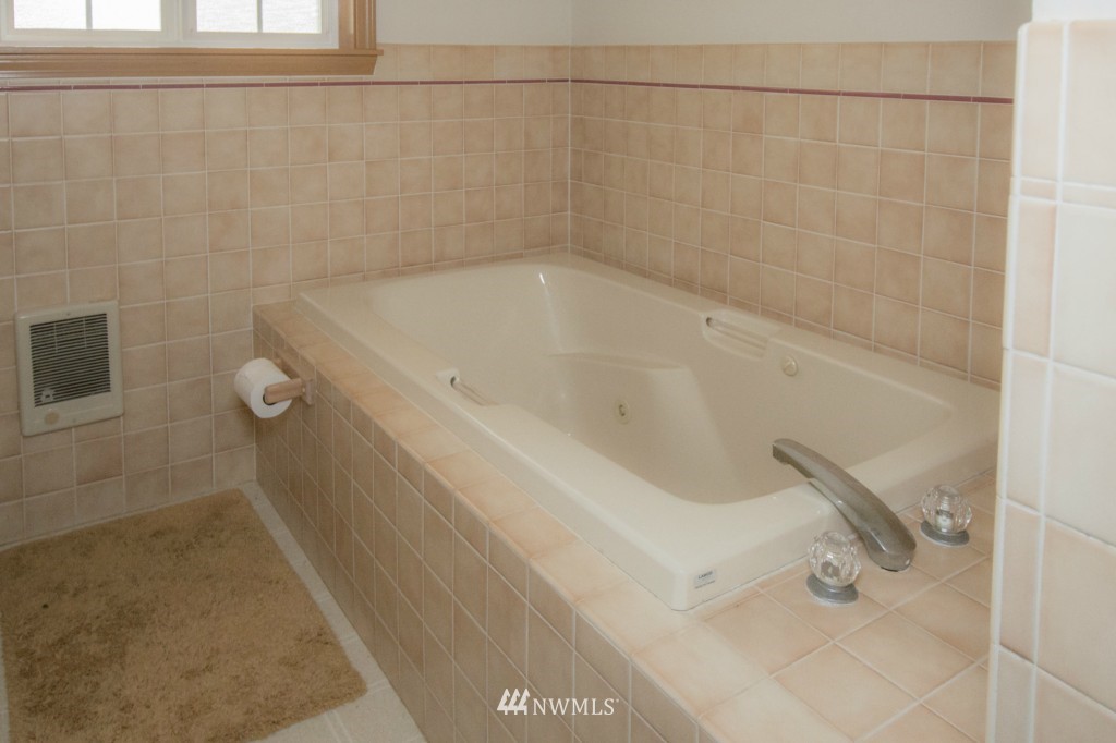 1017 Midway Beach Road Grayland, WA 98547 - Photo 14 of 25