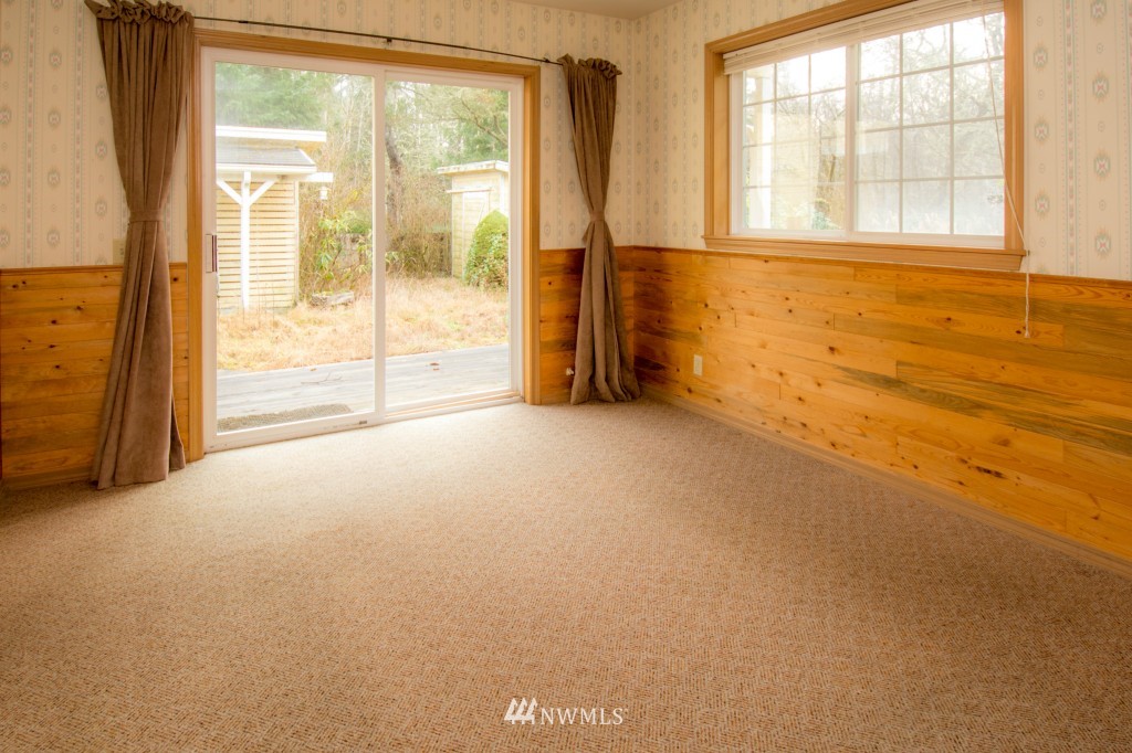 1017 Midway Beach Road Grayland, WA 98547 - Photo 16 of 25