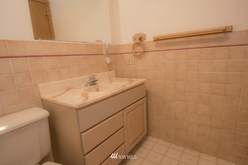 1017 Midway Beach Road Grayland, WA 98547 - Photo 17 of 25