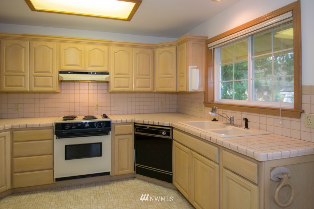 1017 Midway Beach Road Grayland, WA 98547 - Photo 8 of 25