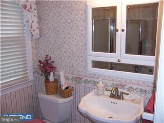 1222 South Rapps Dam Road Phoenixville, PA 19460 - Photo 11 of 12 Bathroom