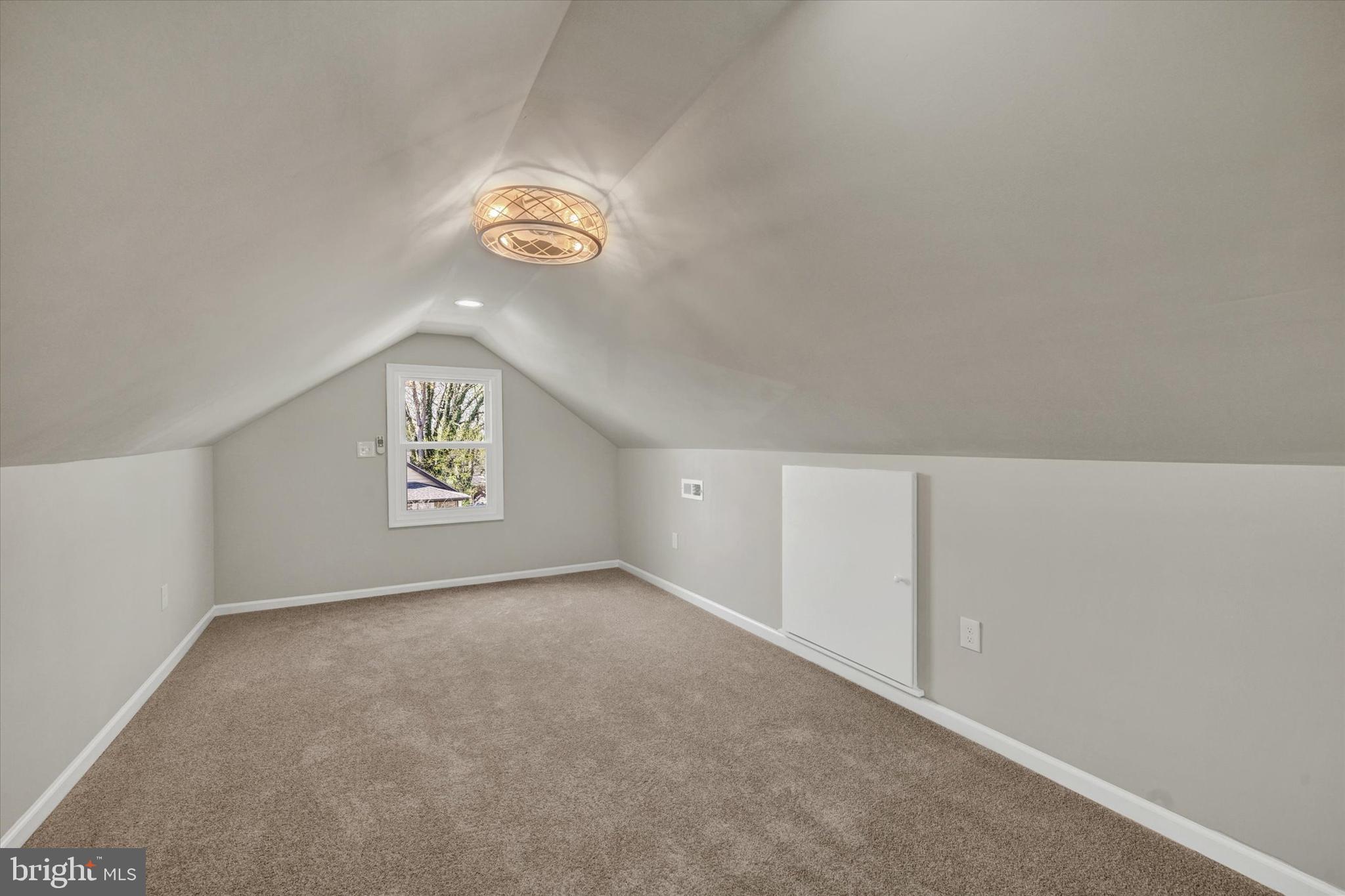 100 Fuller Avenue Baltimore, MD 21206 - Photo 21 of 31 3rd flr bedroom