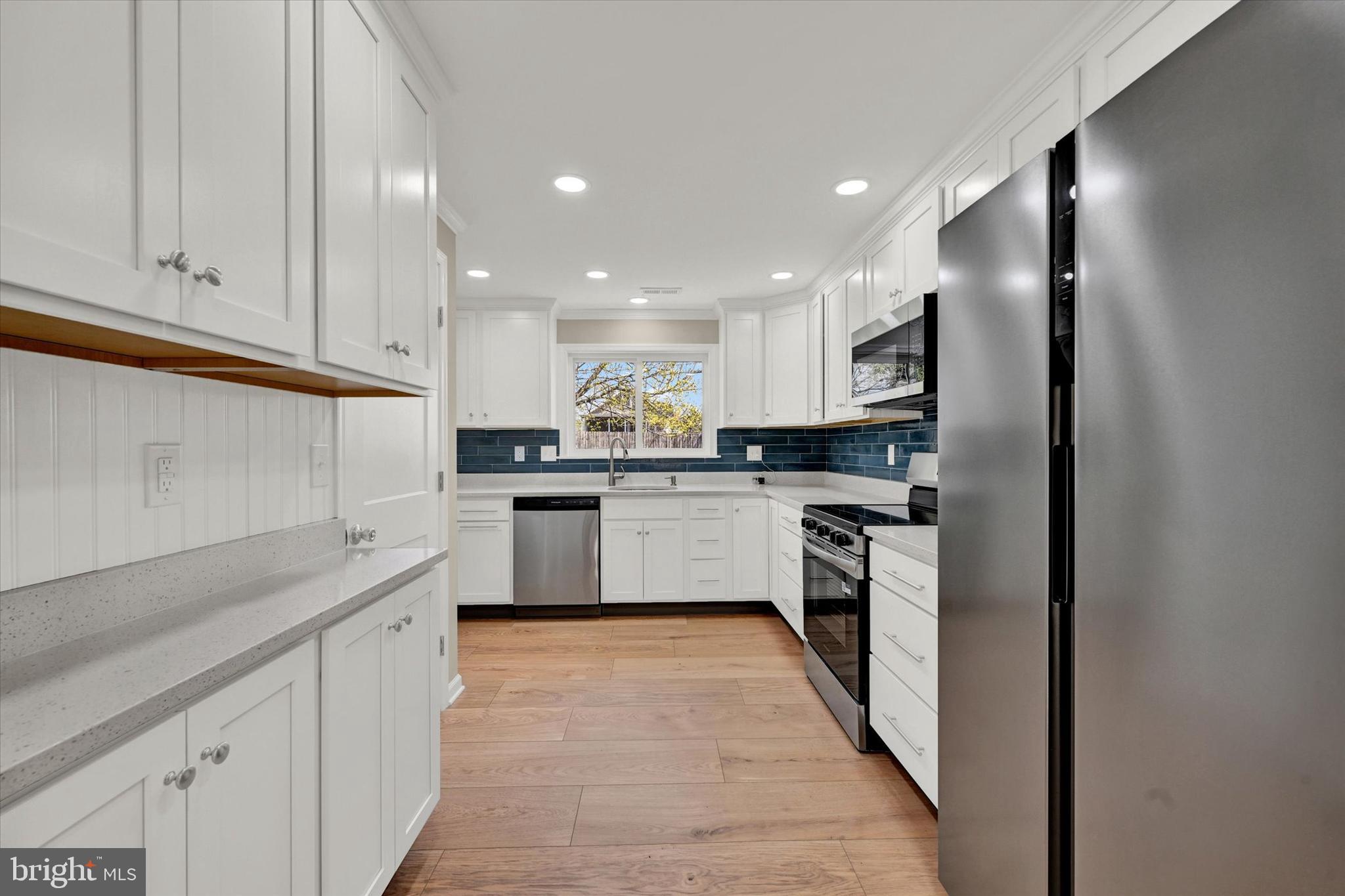 100 Fuller Avenue Baltimore, MD 21206 - Photo 10 of 31 granite counter tops