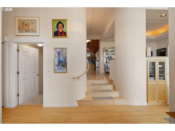 $1,100,000 | 2634 Suncrest Drive, Eugene, OR 97405