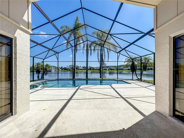 a view of a entrance door of the house