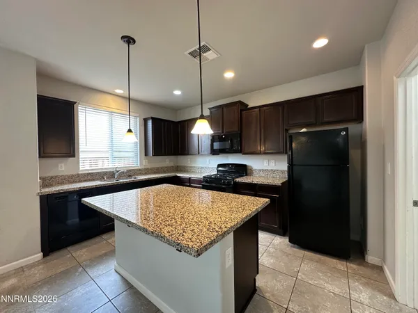 $2,595 | 3885 Silent Pebble Way, Sparks, NV 89436