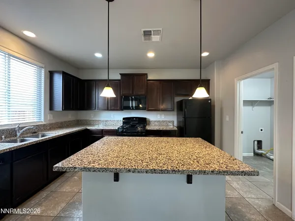 $2,595 | 3885 Silent Pebble Way, Sparks, NV 89436