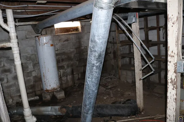 $56,500 | 414 Northeast Grattan Street, Topeka, KS 66616