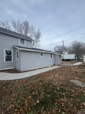 $56,500 | 414 Northeast Grattan Street, Topeka, KS 66616