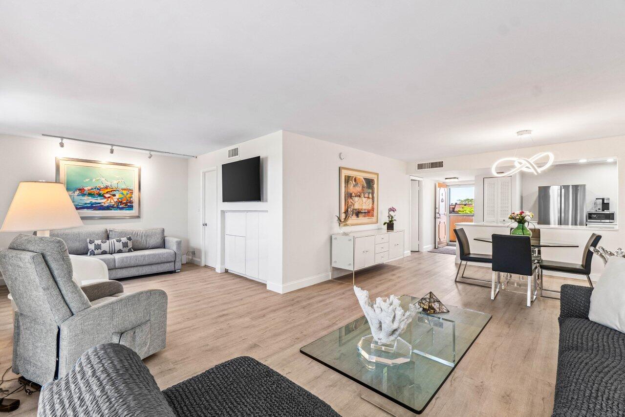 6461 Northwest 2nd Avenue, Unit 4110 Boca Raton, FL 33487 - Photo 11 of 31 016-6461Northwest2ndAvenue-411-BocaRaton