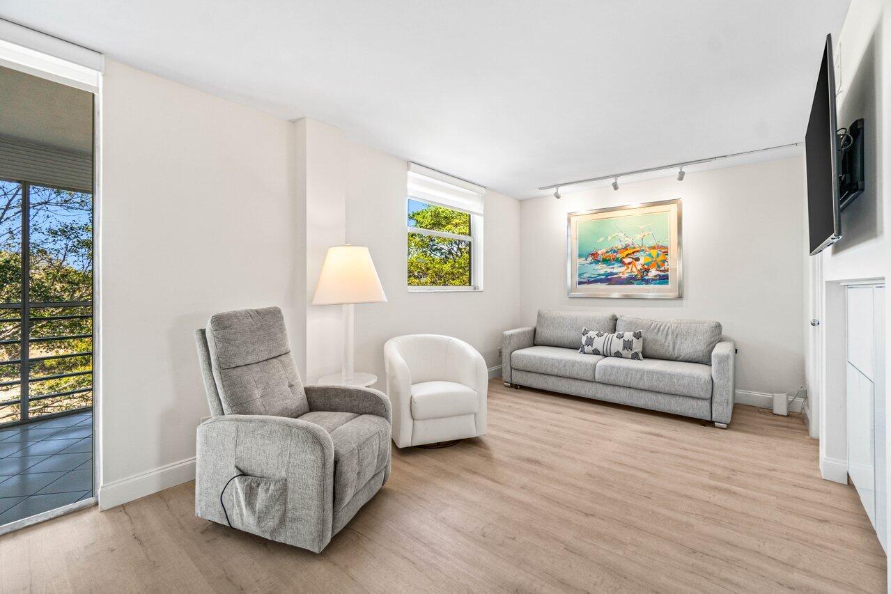 6461 Northwest 2nd Avenue, Unit 4110 Boca Raton, FL 33487 - Photo 10 of 31 015-6461Northwest2ndAvenue-411-BocaRaton