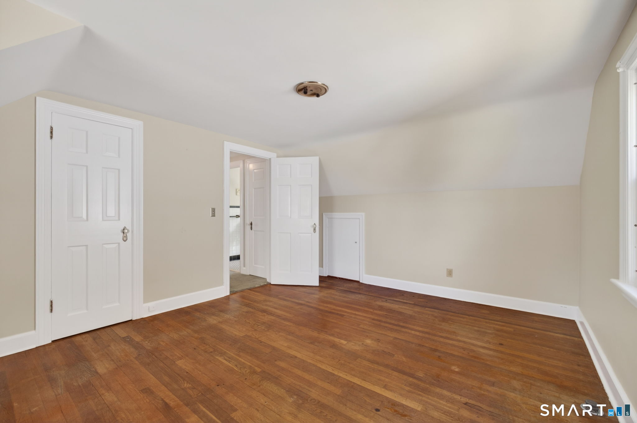 19 High Street Groton, CT 06340 - Photo 22 of 38 a view of an empty room