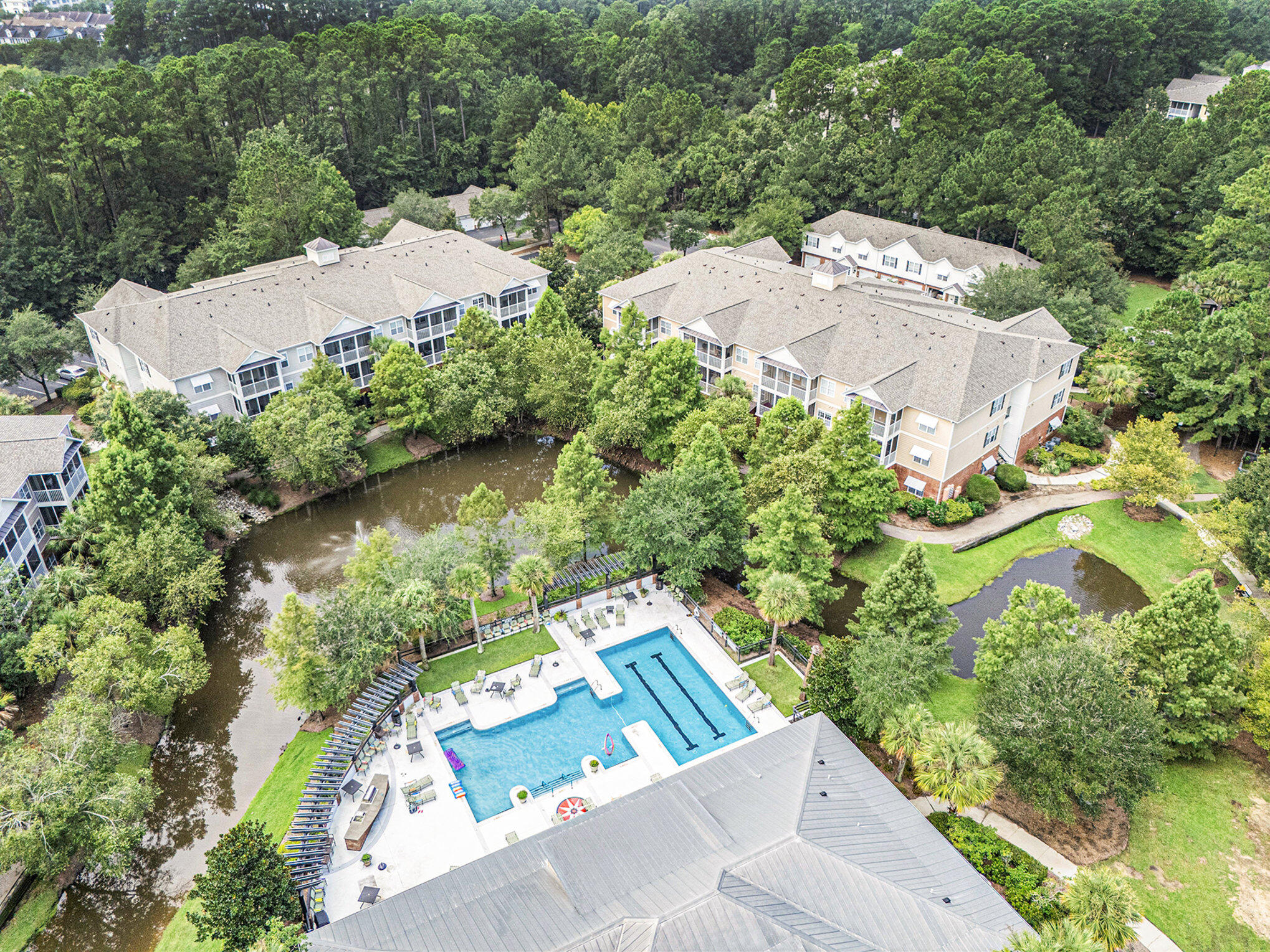 1707 Basildon Road Mount Pleasant, SC 29466 - Photo 31 of 48 031_dji_20240809125948_0553_d