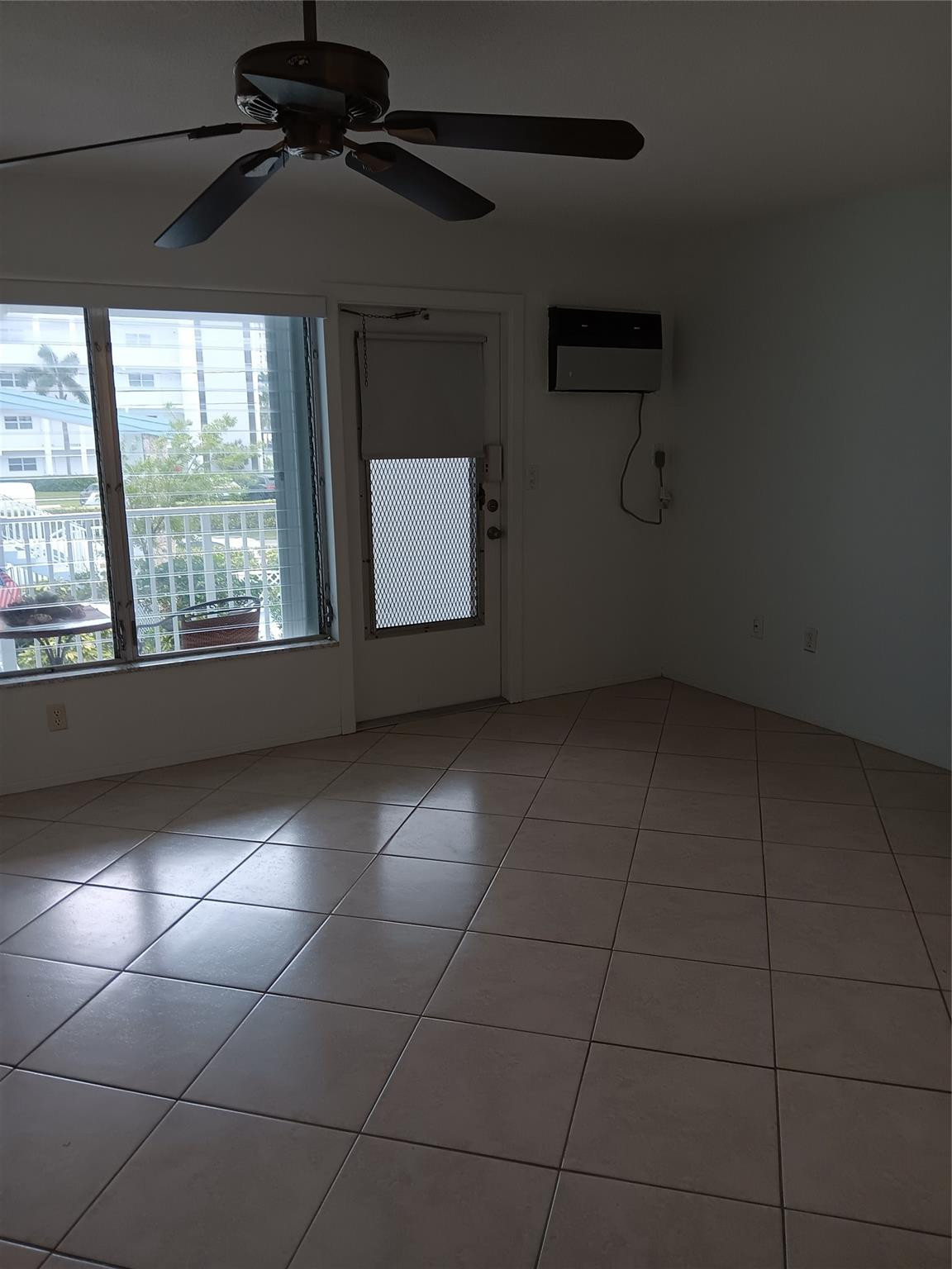 1110 North Riverside Drive, Unit 26 Pompano Beach, FL 33062 - Photo 3 of 17 Photo 3