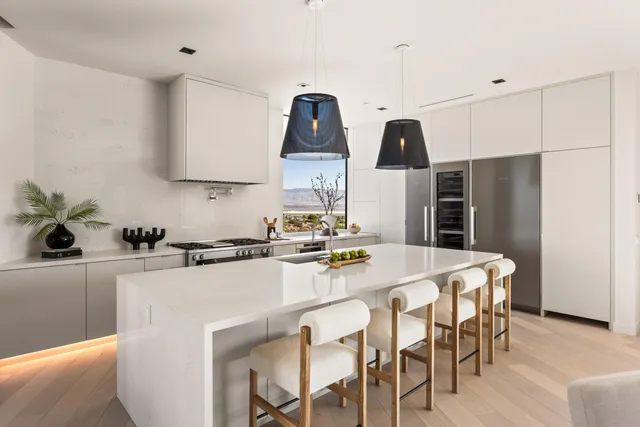 $5,295,000 | 2085 Desert Flower Court, Palm Springs, CA 92262