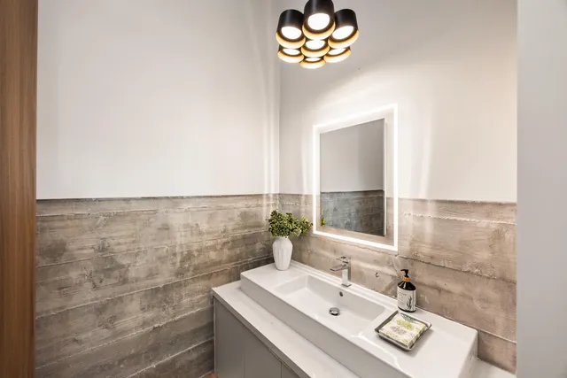 $5,295,000 | 2085 Desert Flower Court, Palm Springs, CA 92262