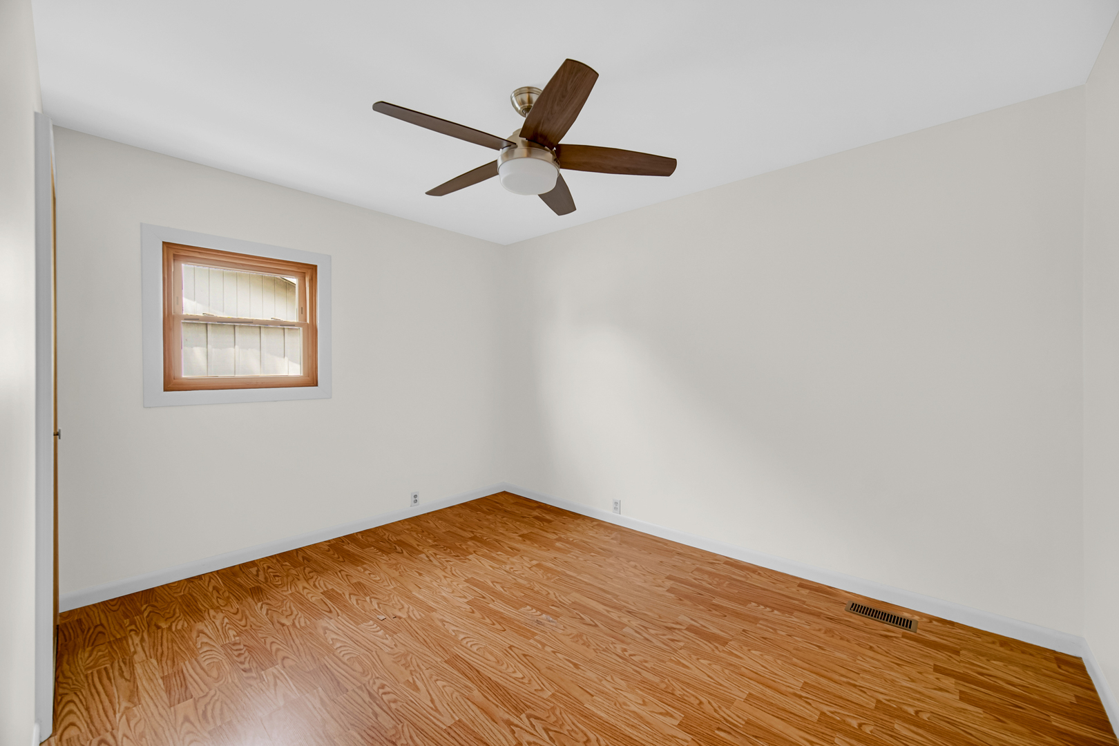 724 Union Avenue Romeoville, IL 60446 - Photo 15 of 25 Gallery Image 15