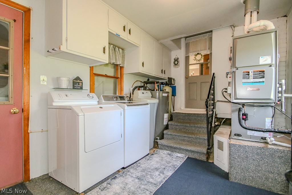 7600 Kniffen Road Painesville, OH 44077 - Photo 8 of 36 Laundry/Utility Room; Washer and dryer stay