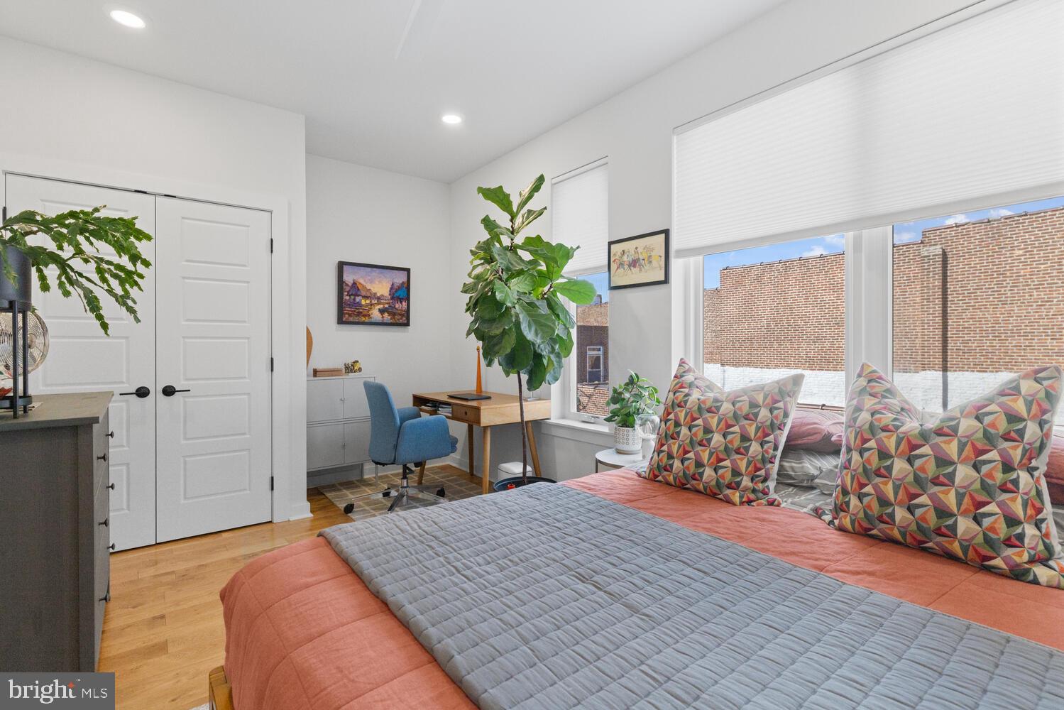 23 East Durham Street, Unit C2 Philadelphia, PA 19119 - Photo 22 of 40 a bedroom with bed and a window