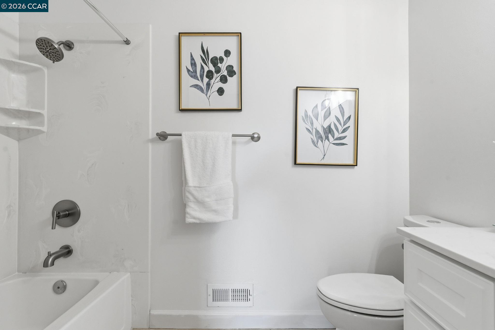 1748 Elmhurst Lane Concord, CA 94521 - Photo 24 of 60