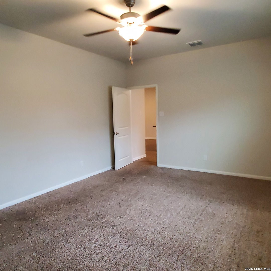 9206 Foxing Bluff Converse, TX 78109 - Photo 14 of 47