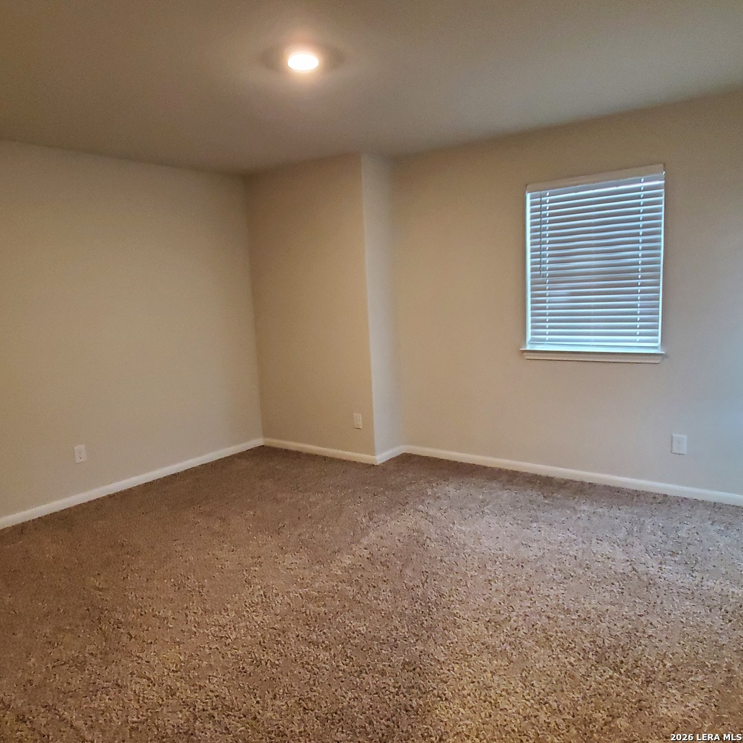 9206 Foxing Bluff Converse, TX 78109 - Photo 33 of 47