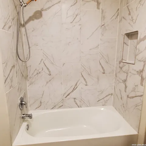 $2,395 | 9206 Foxing Bluff, Converse, TX 78109