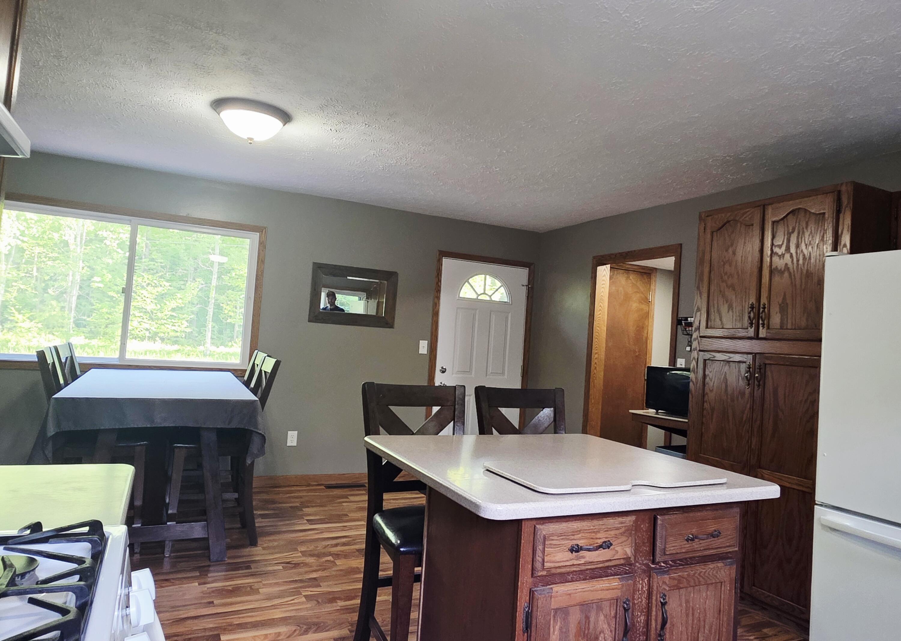 2790 West Wing Road Mount Pleasant, MI 48858 - Photo 15 of 54 20260604_184336