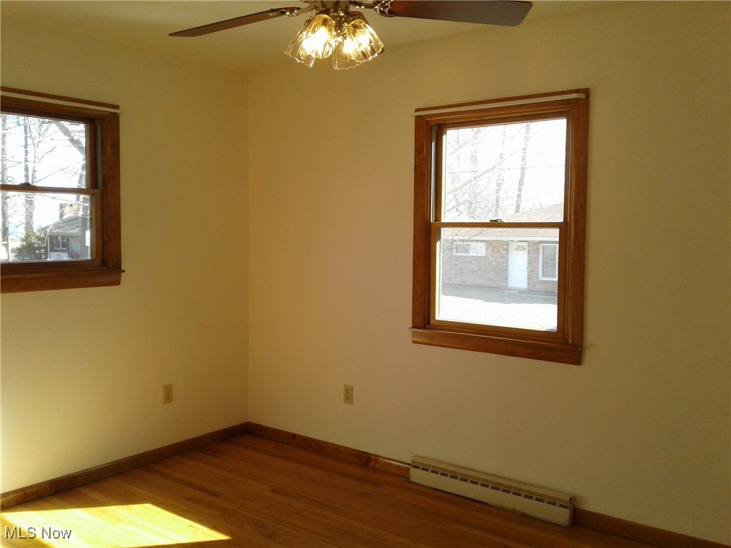 332 Claremont Road Vermilion, OH 44089 - Photo 14 of 35 Owner's suite with wood floors