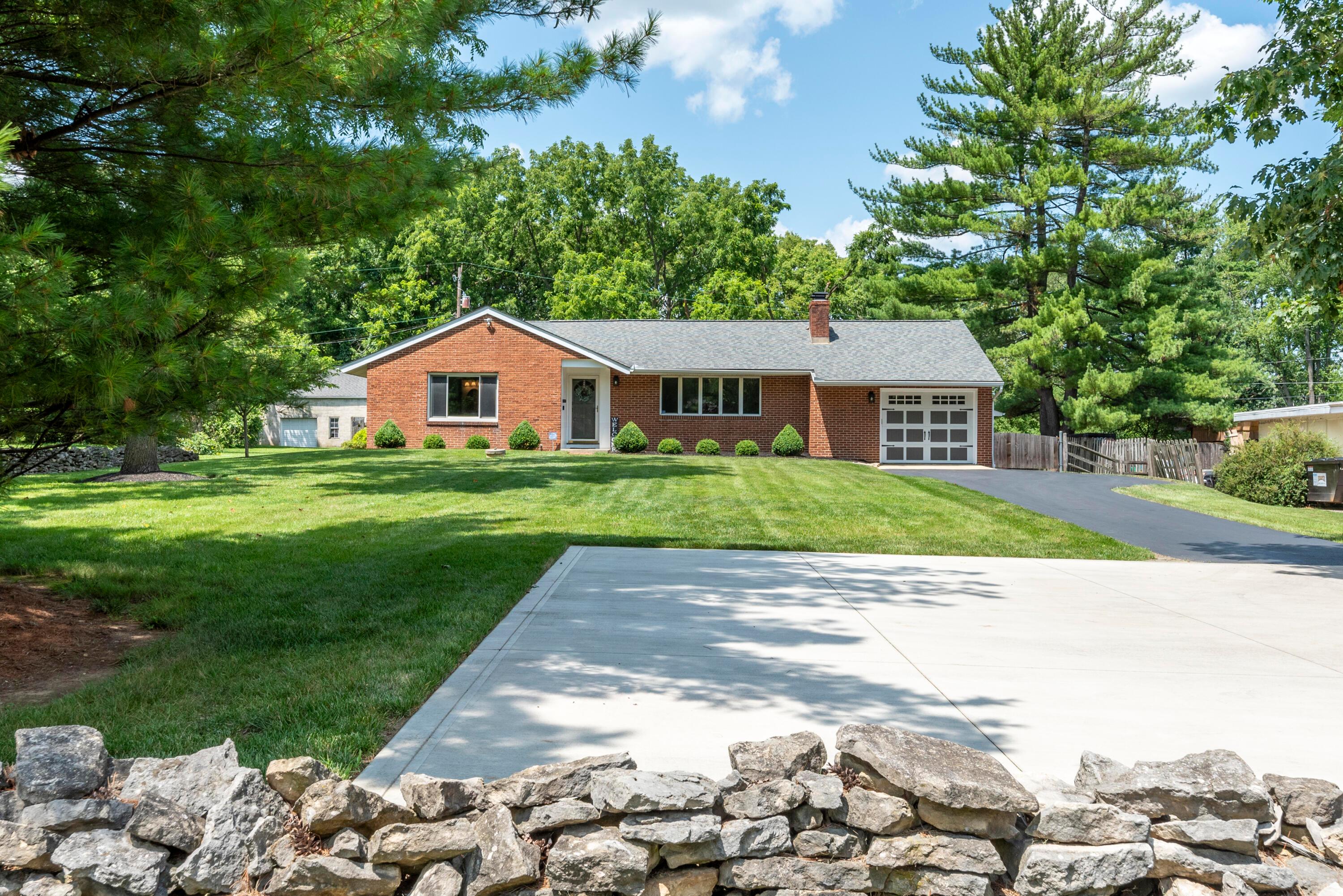 3160 Fishinger Road Columbus, OH 43221 - Photo 66 of 69 MAR_3622
